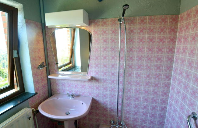 Superb House for Family Group with Swimming Pool, Sauna, Hot Tub, Billiards - Foto 18