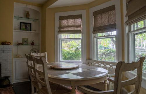 Magnolia Court Suites - Photo 16