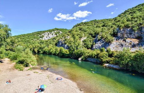 Beautiful Home In Méjannes-Le-Clap - Photo 9