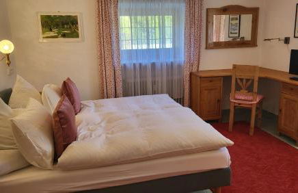 Grosse Wohnung mit Garten und Bergblick - Foto 9