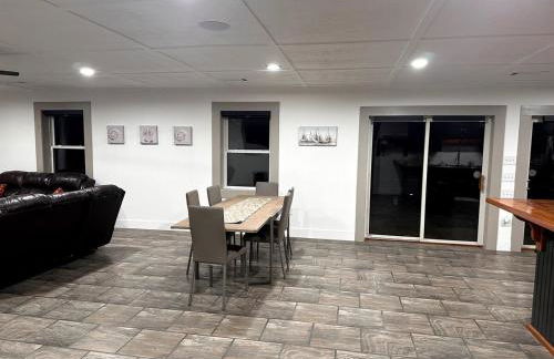 Peaceful Lake House - Photo 23