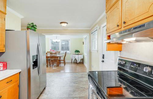 Charming Milton Home with Porch - 5 Mi to VIR! - Foto 10