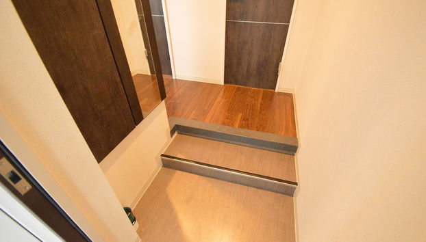 Color Tsuruhashi - Foto 2, Entrada interior