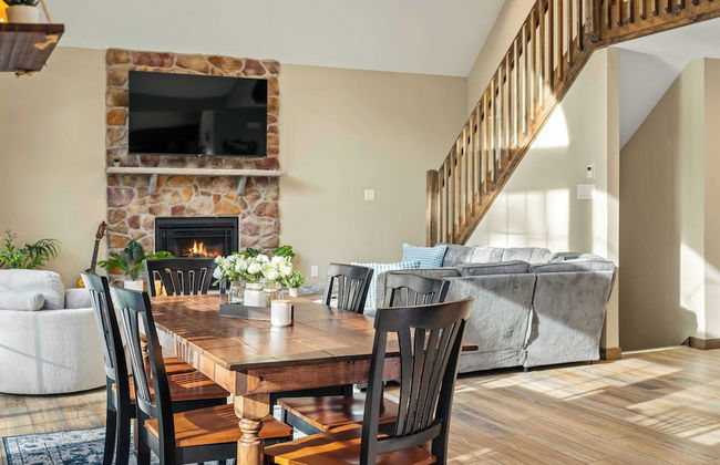 Lakeview Sunset Heaven Waterfront Escape + Private Dock Firepit + Game Room New Construction - Photo 10