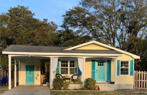 Downtown- Sunshine Cottage and Golf Cart - Foto 2