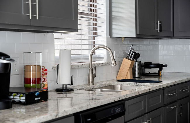 The Oak King Bed Huge Backyard - Foto 20