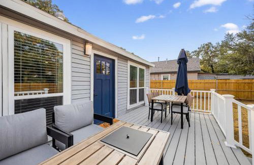 Walk to stadium! Cozy 2BR home - historic district - Photo 23