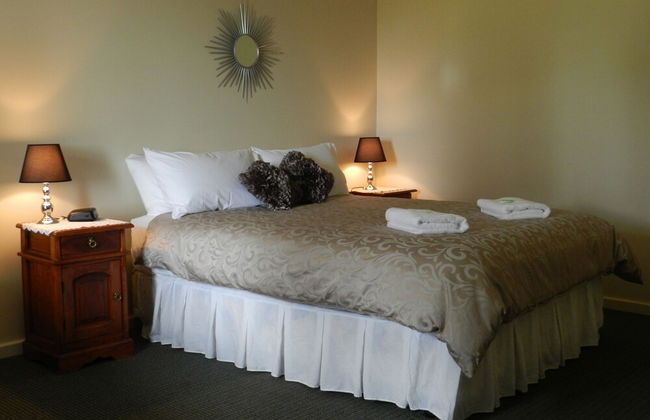 Harbourside Motel - Photo 17