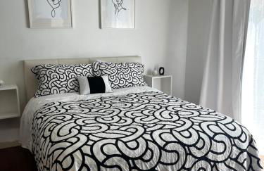 Spacious Home Steps from Huge Park and Outdoor Fun - Foto 16