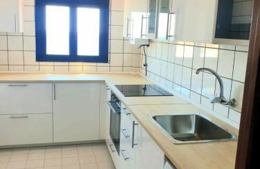 Beachfront Penthouse 3 double bedrooms, 2 bathrooms - Photo 24