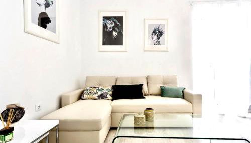 precioso piso en playa caleta - Foto 2