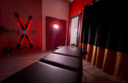 Red Chamber TX King Spa & Couples Retreat - Foto 6