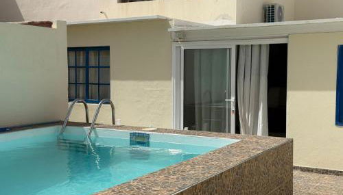 Villa LiLo Private House with Heated Pool - Foto 4