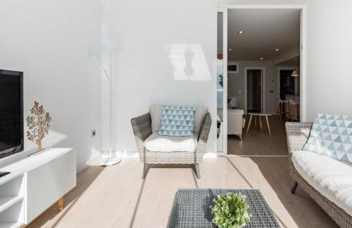 Sorolla 105, luxury, beach, free parking, all services, quite neighborhood, SO - Photo 5