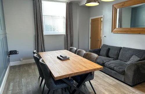 Old School House - Photo 4