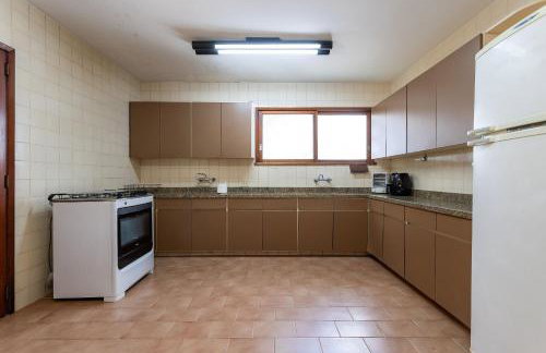 Casa na Granja Comary com piscina, churrasqueira e jacuzzi privativa - Foto 17