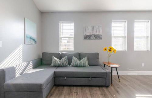 Modern Guesthouse w Private Patio and Hot Tub - Foto 25