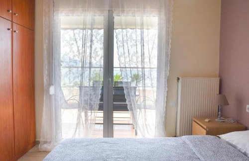 Luxury Beachfront Suite - Photo 16