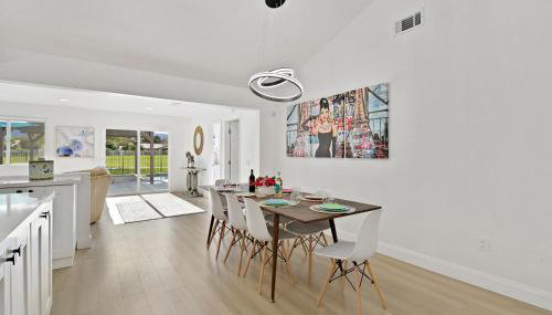 Your Stylish Getaway to Desert Fun and Relaxation - Foto 5