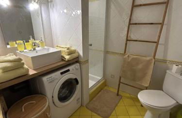 Petite maison dans village animé - Foto 7