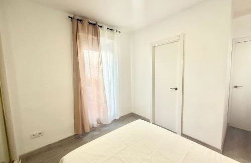 Metro Avenida de América 11 AMCH Hospedaje - Photo 28