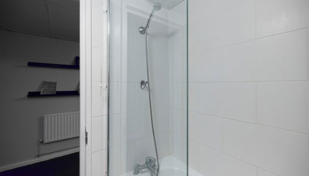 Salle de bain commune