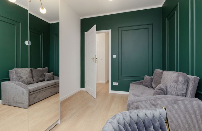 Dark Green Apartment by Renters - Foto 15