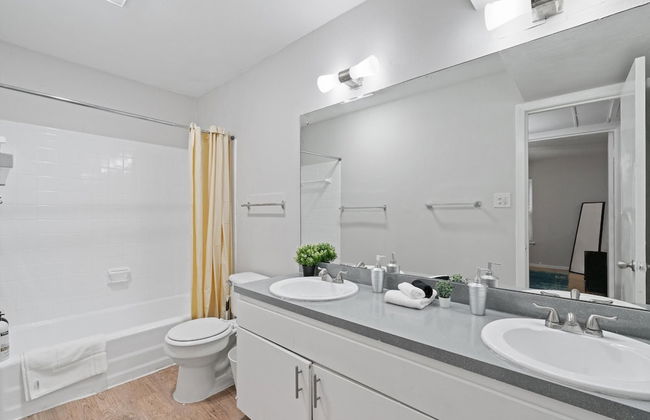 Modern 2BR Near UT Hyde Park Evonify - Foto 20