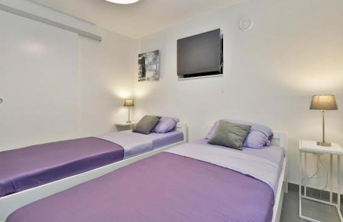 2 Bedroom Lovely Home In Vinica Breg - Foto 23