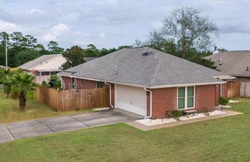 Family Milton Home with Private Pool - Foto 38