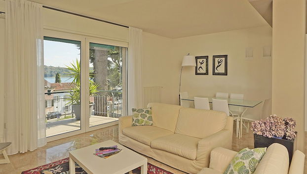 Blu View Apartment in Salo - Foto 5, Habitación