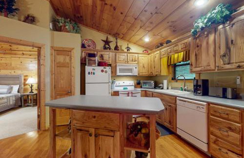 Bear Necessity Cabin - Foto 13