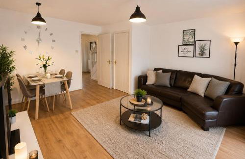 Convenient Manchester city centre 3BD with free parking - Photo 10