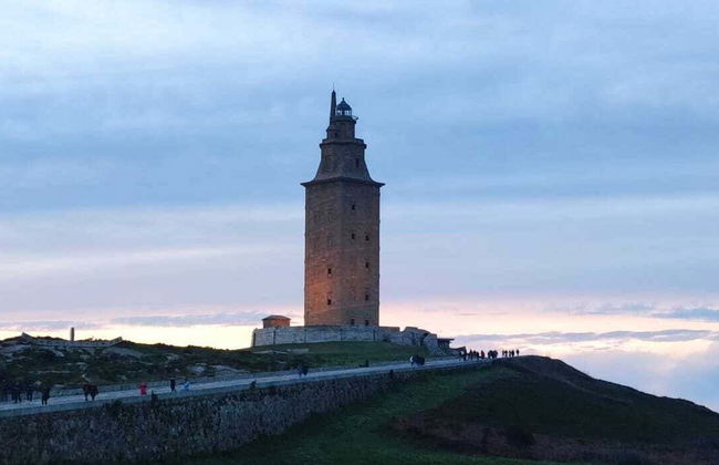 Free tour del Parque Escultórico de la Torre de Hércules - Foto 3