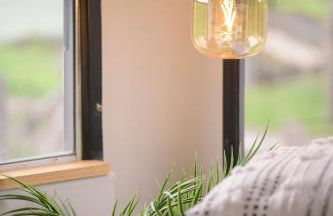 American School Bus Retreat with Hot Tub in Sussex Meadow - Foto 22