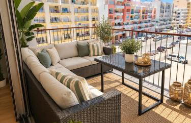 Bayline- Beachfront and Pool - Photo 16