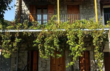Stephania's Stone House - Foto 2