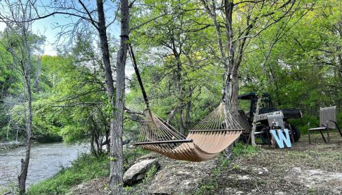 120 Acre Estate WaterTubing, Livestock,Event Space - Foto 3