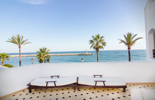 Park Plaza Suites Apartamentos - Photo 7