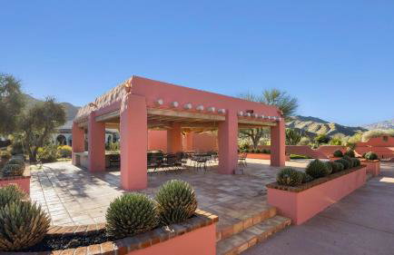 The Pond Estate by Avantstay Maximalist Designer Compound w/ 2 Casitas, Indoor + Outdoor Pools, Tennis Court, & Gorgeous Mountain Views 12k Sqft - Foto 153