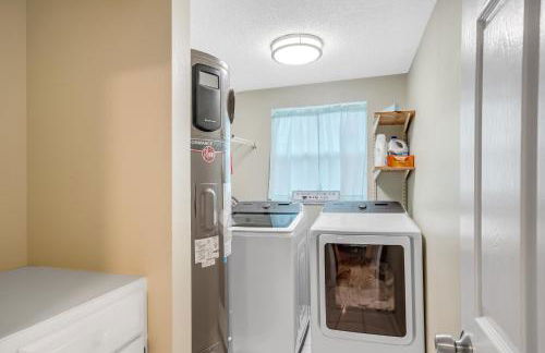 Castle, pvt pool, hot tub, beach, mini-golf, dock, fishing, ping pong - Foto 63