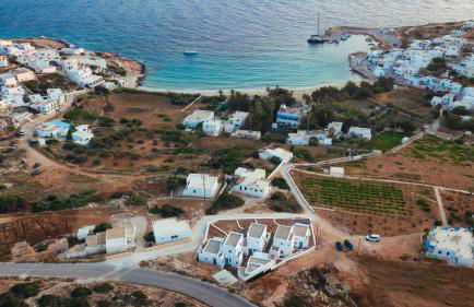 Camvillia Donoussa Village Suites - Photo 55