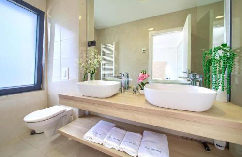 Villa LUMINOSA with outdoor and indoor pool and sauna - Foto 38