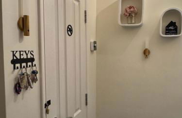 Cherry Blossom Apartment - 3 bed, parking, garden - Photo 45