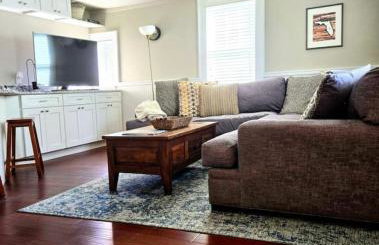 Charming, cozy, one bedroom apartment - Foto 1