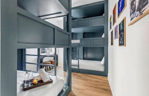 Hot Tub Poker Pool Table & Rooftop City MLS View - Foto 41