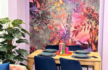 BOUTIQUE LUXURY City Center - Photo 14