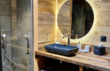 Chalet Les Cocales - Séjour et nuitées - Appartement Pin Cembro - Foto 15