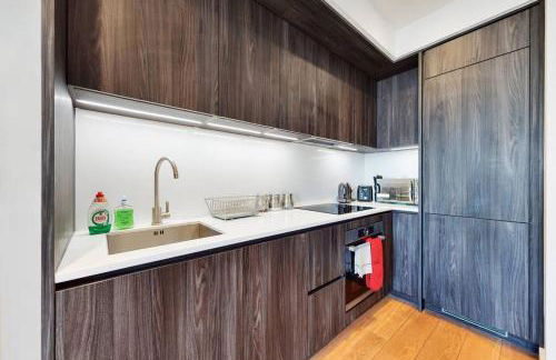 Superb Studio in Greenwich with balcony & roof top - Foto 3