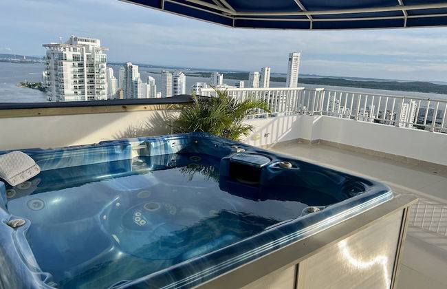 Palmetto Penthouse Deluxe Beautiful View and Sunset Floor 39 - Photo 42